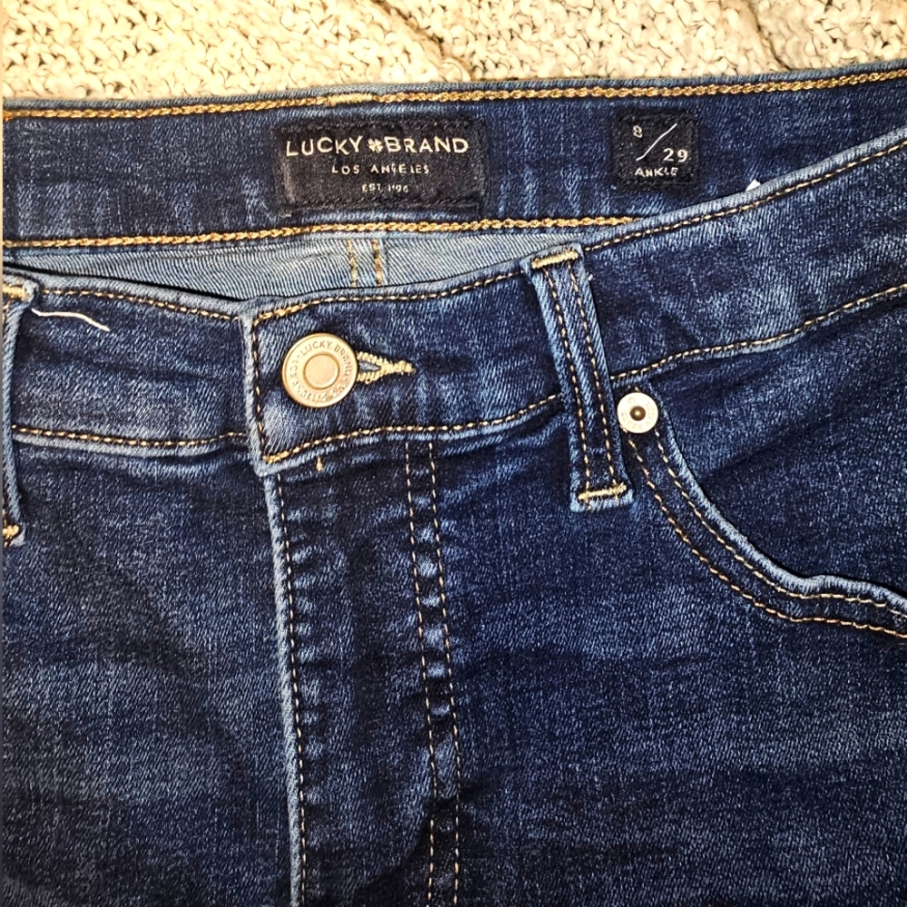 Lucky brand skinny jeans
